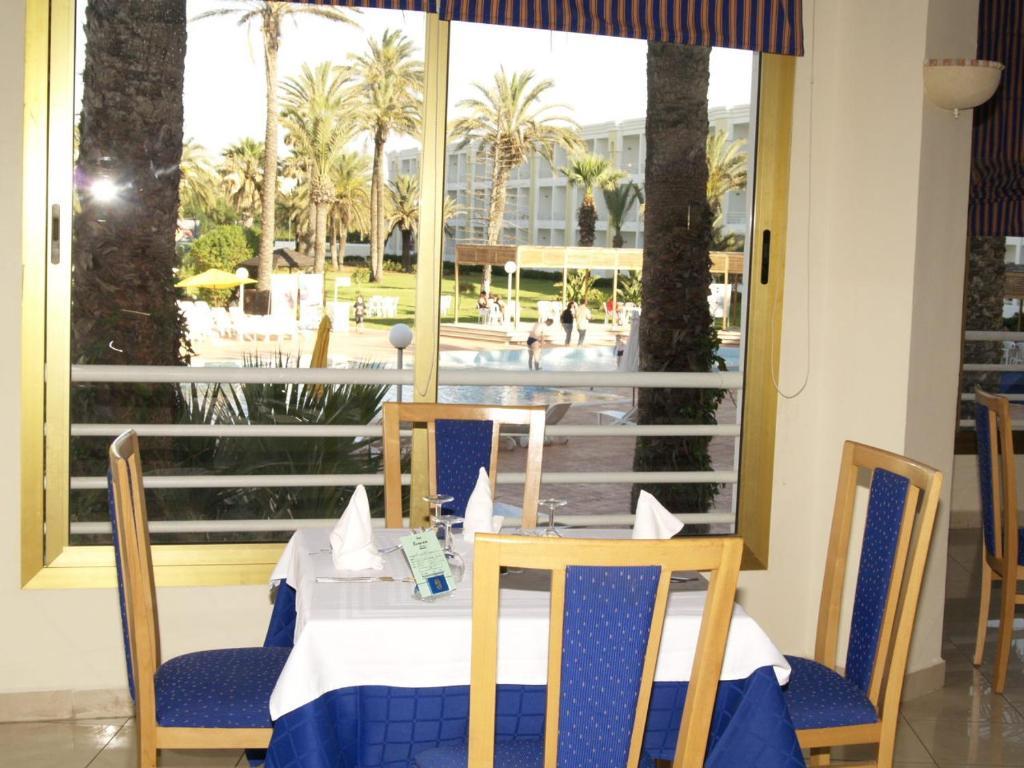 Ruspina Beach Resort Monastir Bagian luar foto