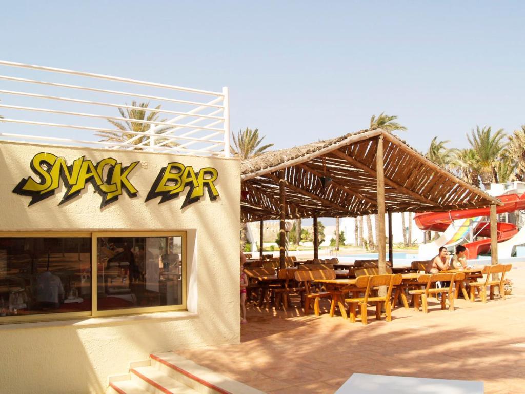 Ruspina Beach Resort Monastir Bagian luar foto
